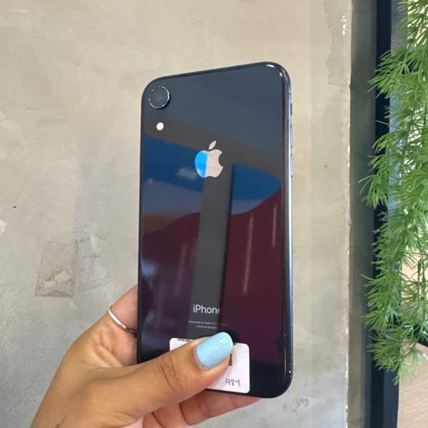 iPhone XR