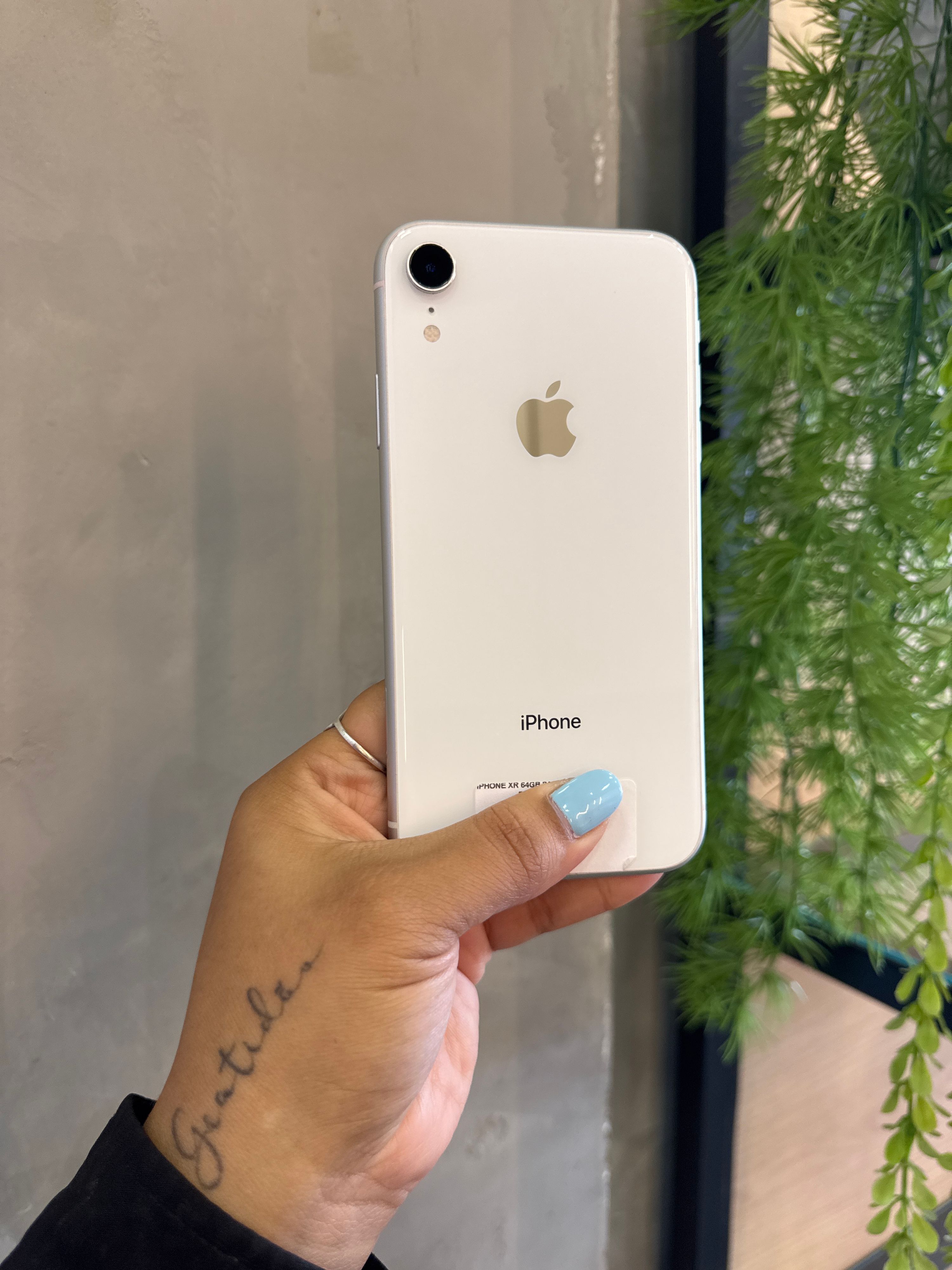 iPhone XR 