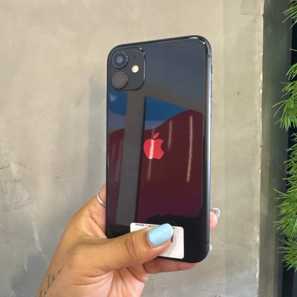 iPhone 11