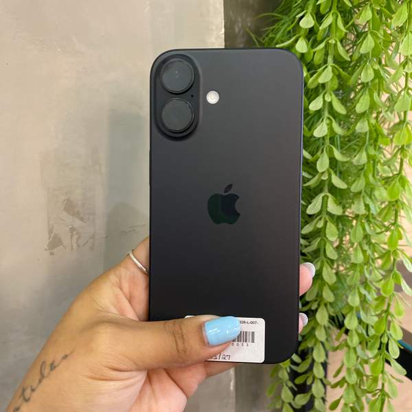 iPhone 16