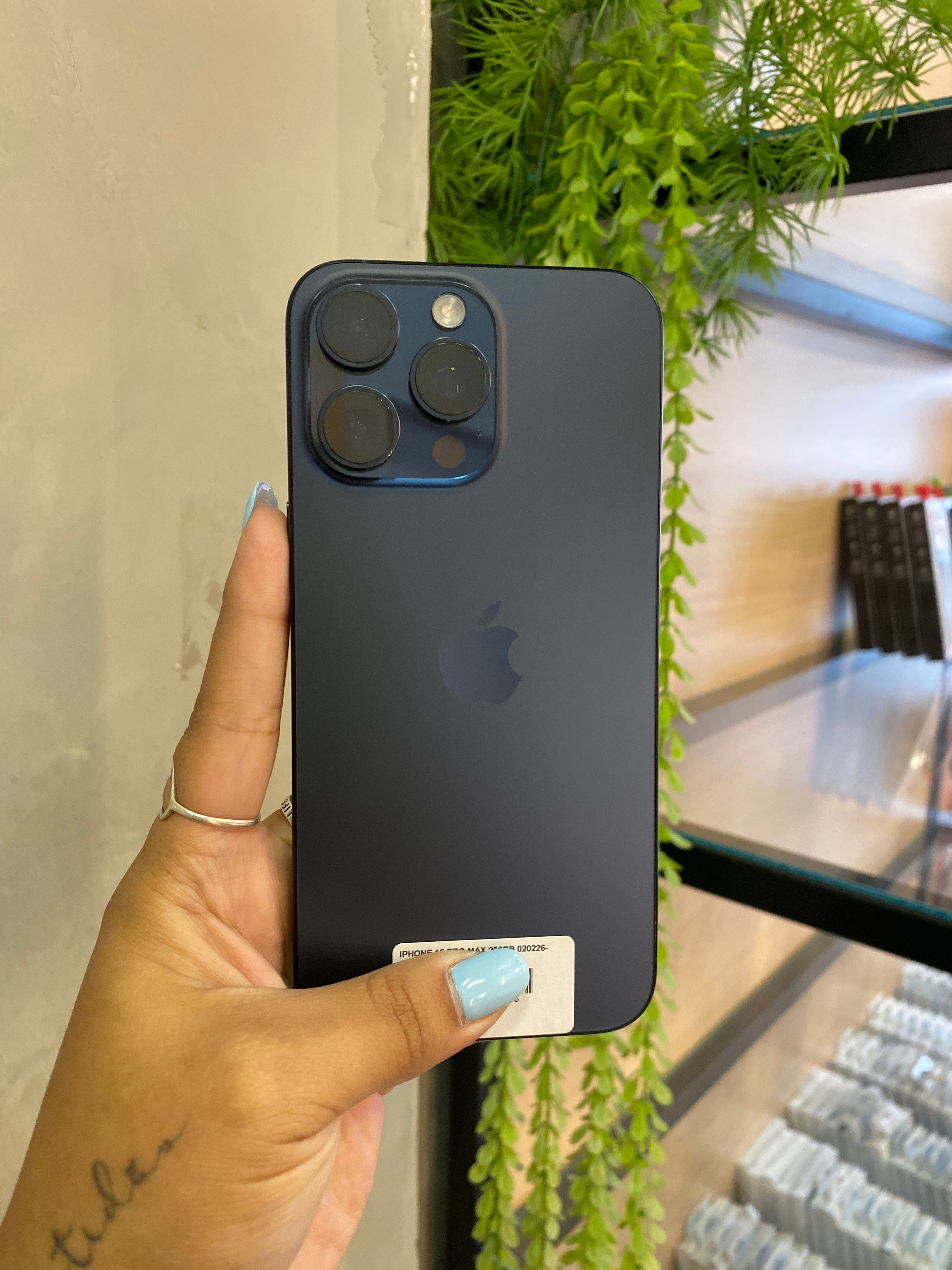 iPhone 15 Pro Max 